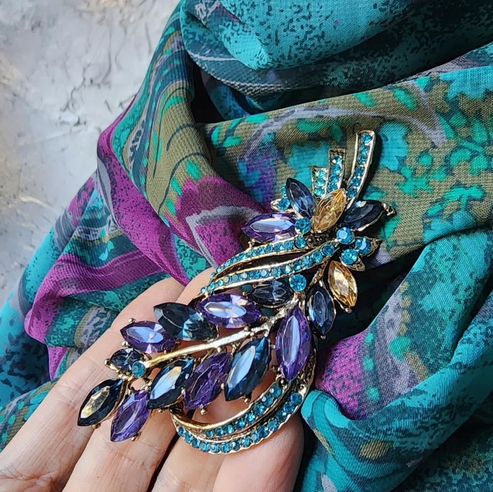 Designer Blue Purple Violet Scarf Silk/Viscose Bow Jabot Paisley Big Brooch - Picture 9 of 17